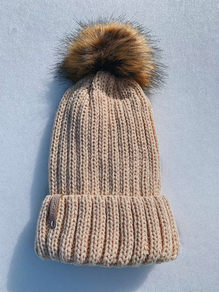 Men and Women Essential Winter Hat Traditional Comfartable and Styllish