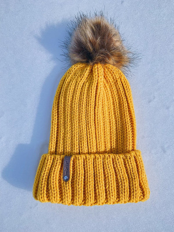 Men and Women Essential Winter Hat Traditional Comfartable and Styllish