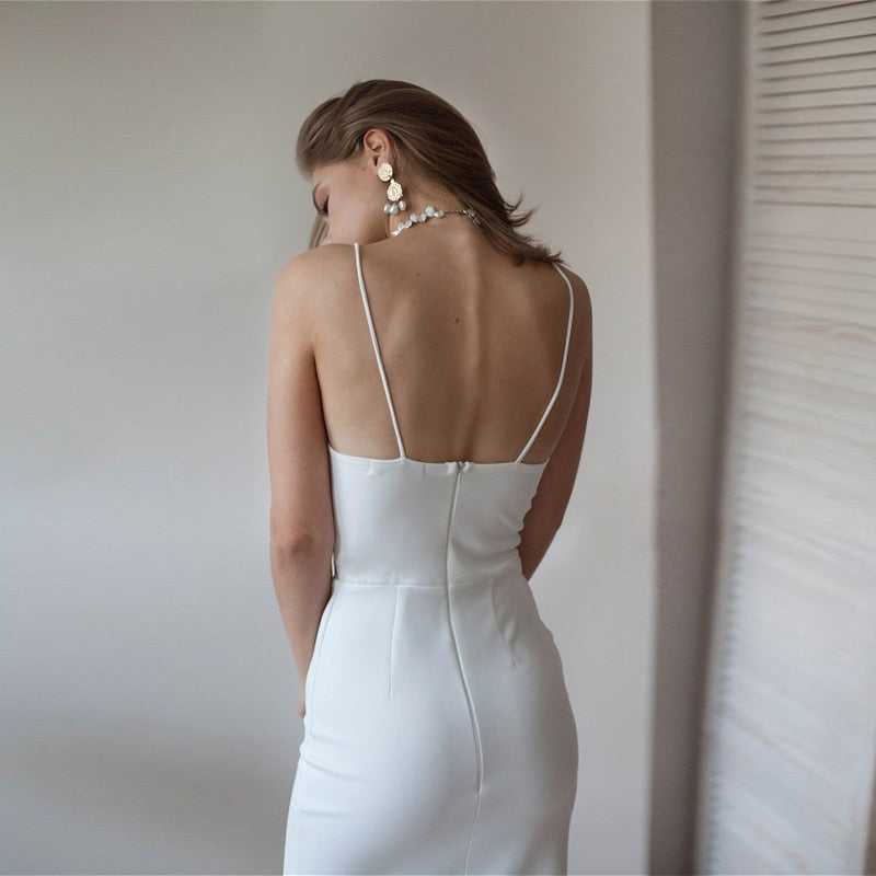  V-Neck White Backless Dresses