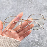 Vintage Classic Anti-Blue Light Glasses Oval Metal Frame Brand Designer Fashion Round Metal Optical Frames Computer Glasses